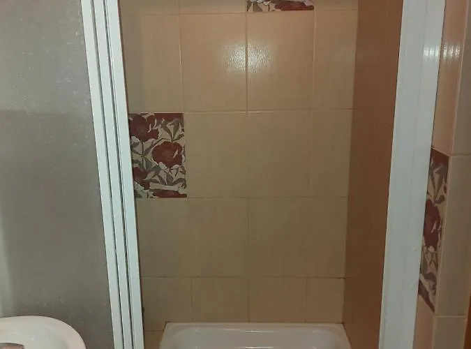 Goscinne Tomasz * Międzywodzie